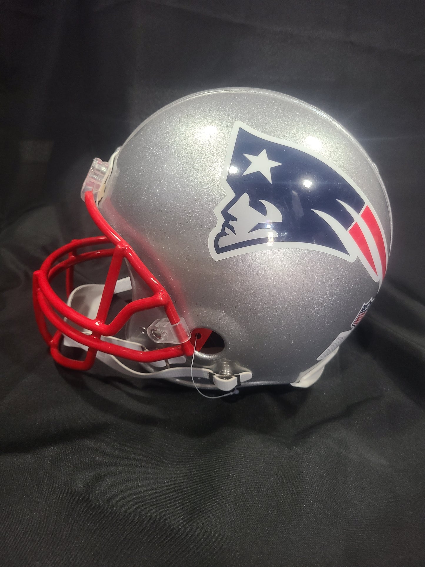 New England Patriots Tom Brady Authentic Helmet Tri-Star Authenticated Signature