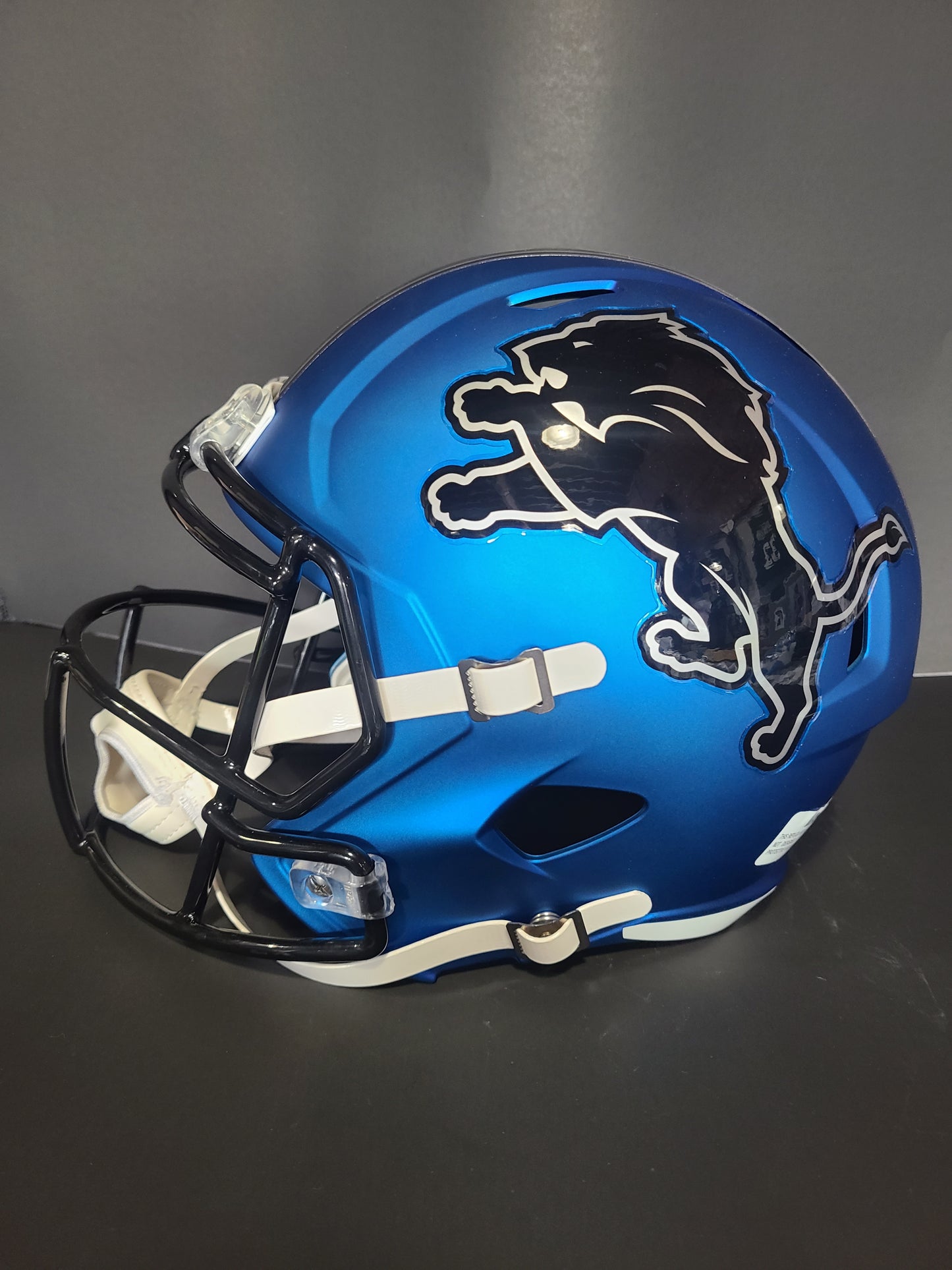 Detroit Lions Jahmyr Gibbs Replica Helmet Fanatics Authenticated Signature