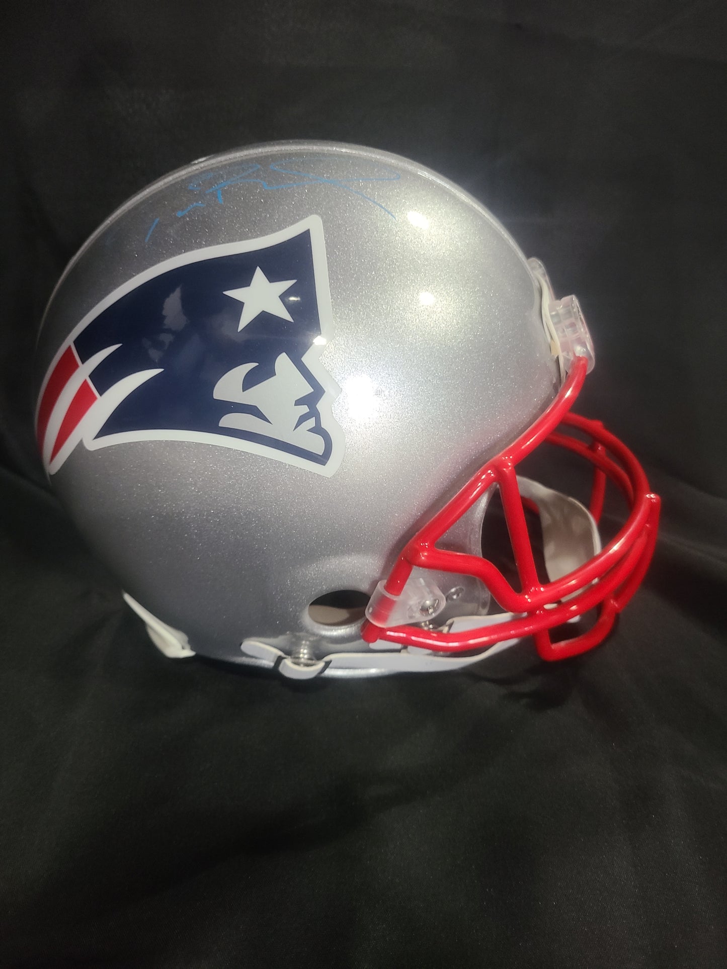 New England Patriots Tom Brady Authentic Helmet Tri-Star Authenticated Signature
