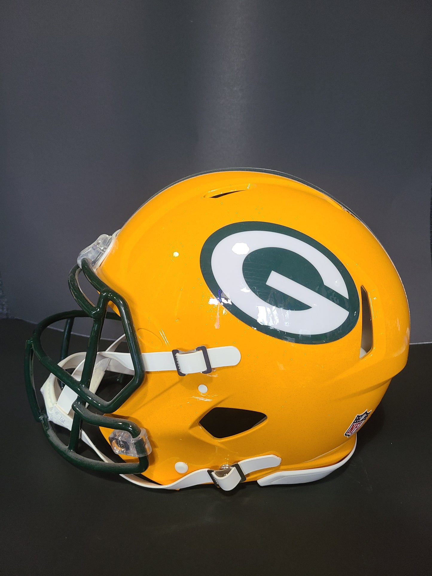 Green Bay Packers Aaron Rodgers Authentic Helmet Fanatics Authenticated Signature And 2020 NFL MVP Inscription